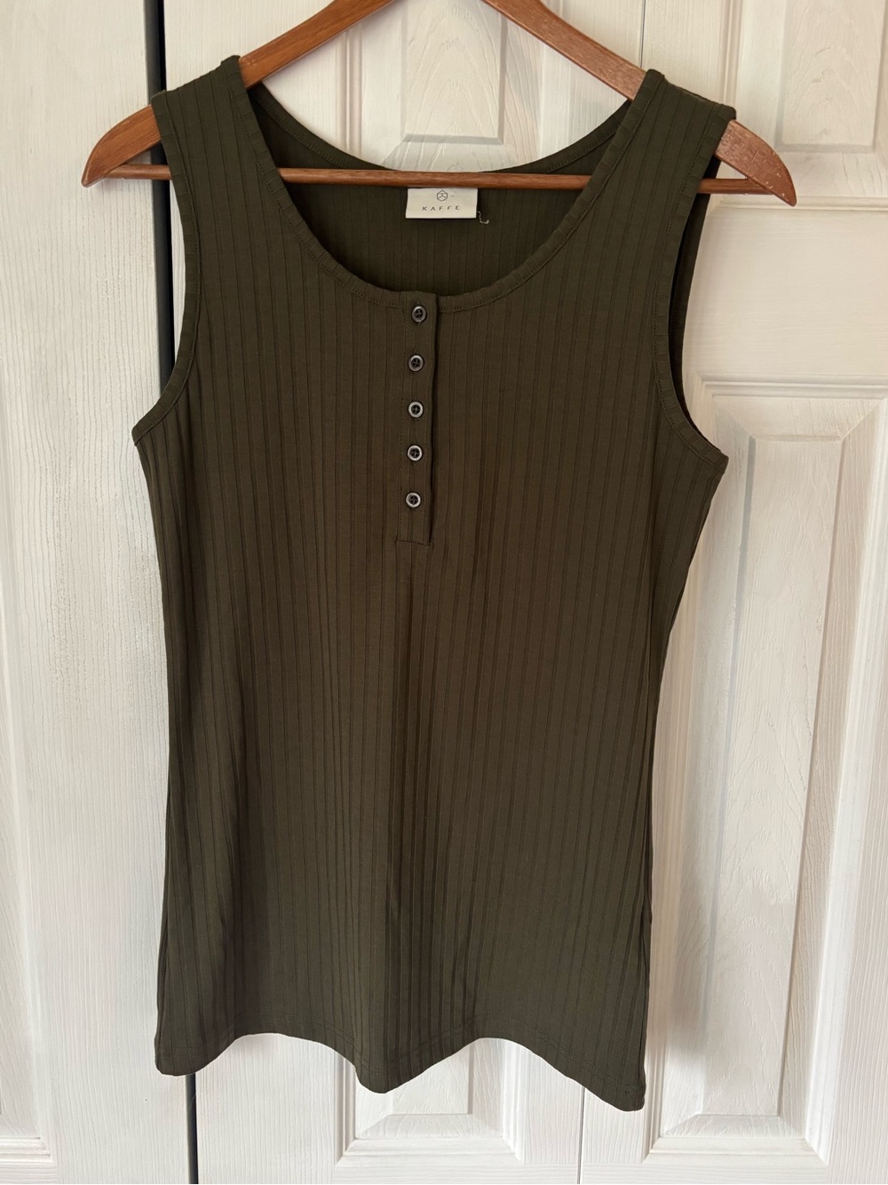Kaffe Green Ribbed Tank Top Size Small